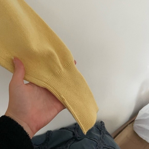 Vintage mens 100% cashmere turtleneck yellow sweater made in Scotland john laing - Picture 7 of 7